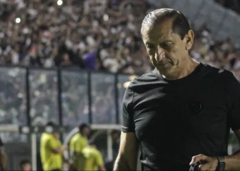 treinador, argentino, Vasco, comandou, Série A;