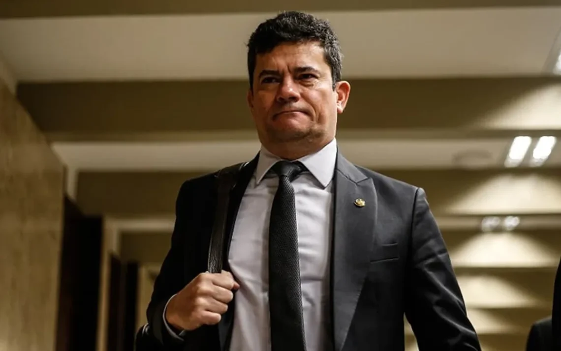 senador, Moro, parlamentar, ministro;