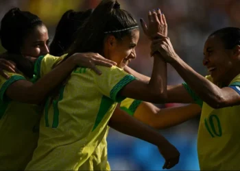 futebol, de mulheres;