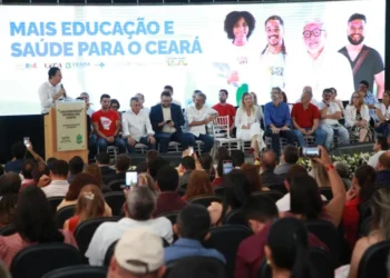 unidade hospitalar, instituição de saúde, centro médico, hospital escola;