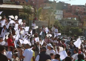 Favela, Comunidade, Bairros;