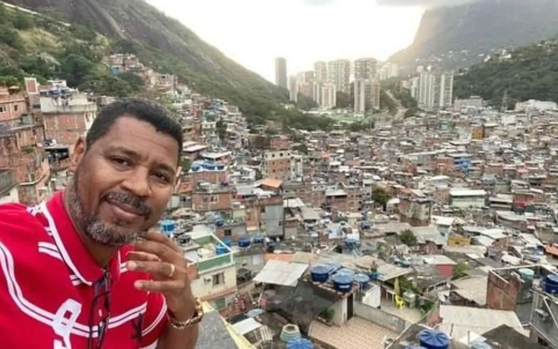 favela, comunitário, instituição.