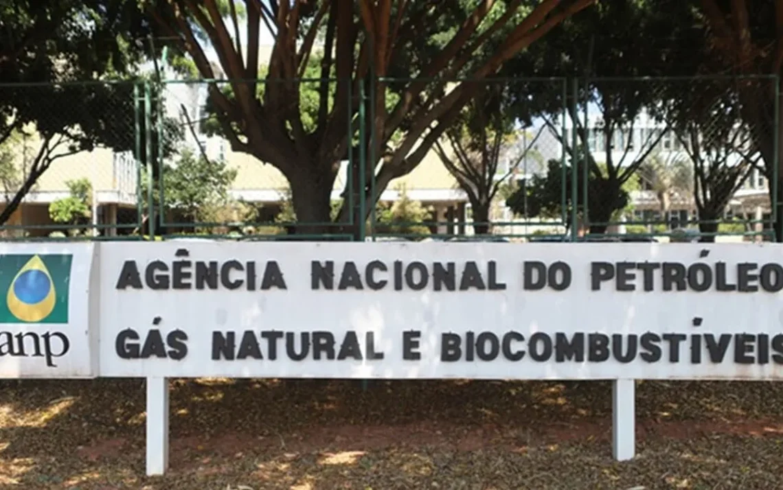 lei, legislação, regulação;