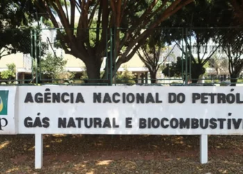 lei, legislação, regulação;