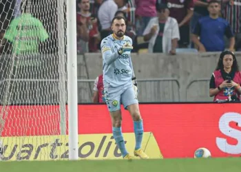 ídolo, camisa, amarelo;