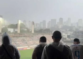 Veja os bastidores de como ficou a Mercado Livre Arena Pacaembu após a reforma Veja projeto em 3D do estádio do Pacaembu Forte chuva transforma setor do Pacaembu em "piscina" - Todos os direitos: © GE - Globo Esportes