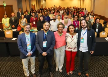 Ensino, Educação-Formação, Formação-Profissional, Desenvolvimento-Pessoal, Desenvolvimento-Intelectual;