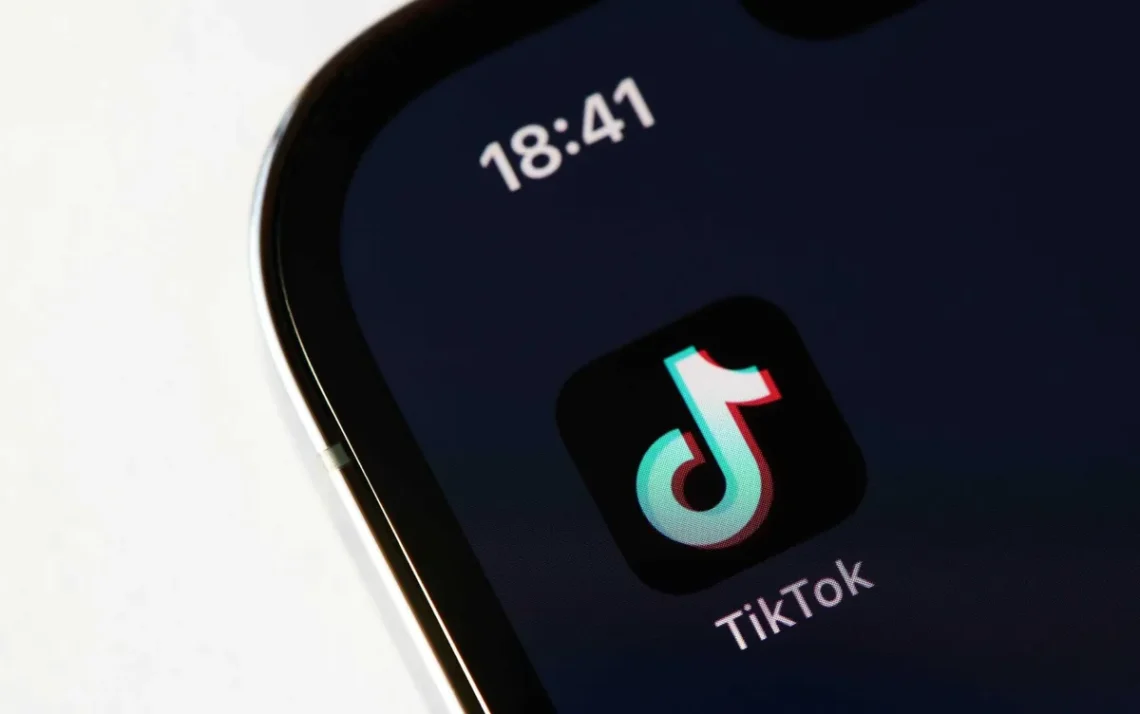 Douyin, TikTok, TikTok;