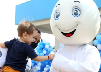 imunização, vacinas essenciais, calendário infantil;