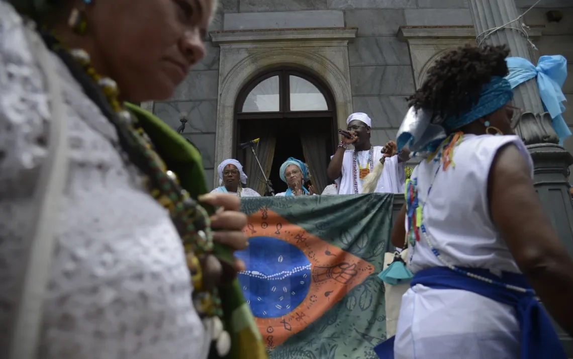 intolerância, preconceito, tolerância;