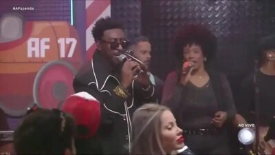 A Fazenda 17: Barraco e Pixote encerram festa após confusão chocante