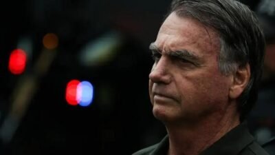 Bolsonaro pede autorização ao STF para visita médica em prisão domiciliar