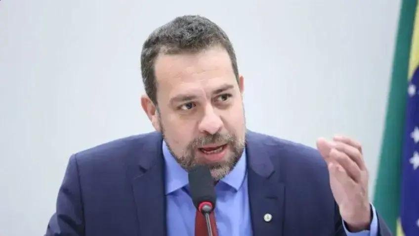 Boulos critica governadores na questão da segurança pública