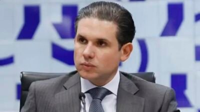 Câmara dos Deputados analisa a situação do deputado Alexandre Ramagem