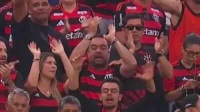 Cláudio Castro celebra título do Flamengo na Libertadores 2025