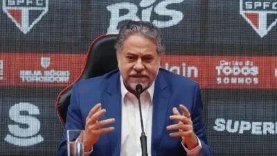 Conselheiros do São Paulo buscam impeachment de Júlio Casares após derrota