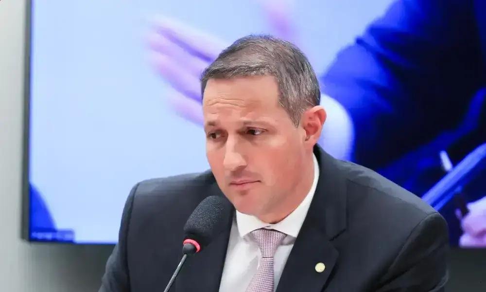 Deputado modifica projeto de lei antifacção após críticas