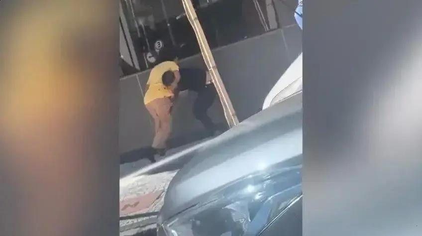 Deputado Renato Freitas se envolve em briga pública em Curitiba