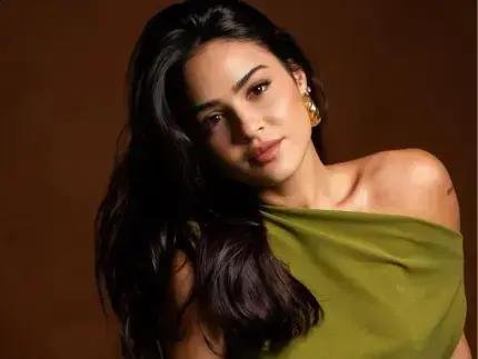 Giullia Buscaccio brilha na série "Os Donos do Jogo" e novos desafios