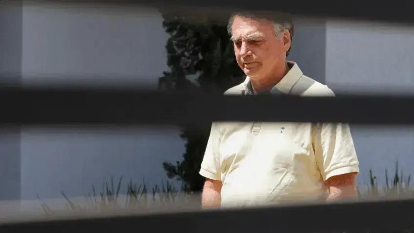 Lei proíbe ‘saidinha de Natal’ para Bolsonaro após nova regulamentação