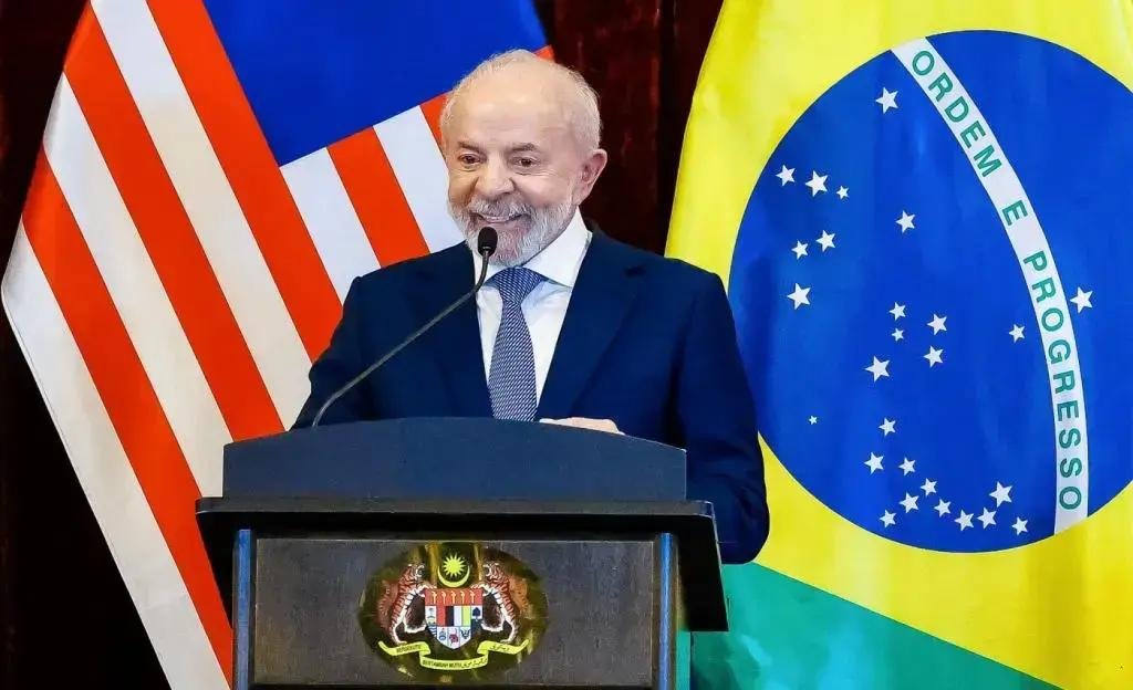 Lula celebra redução de tarifas americanas para produtos brasileiros