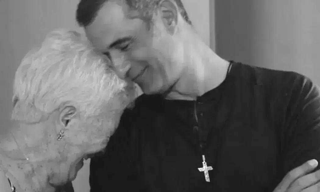 Marcos Pasquim se despede da mãe com emoção: ‘Teu amor fica comigo’