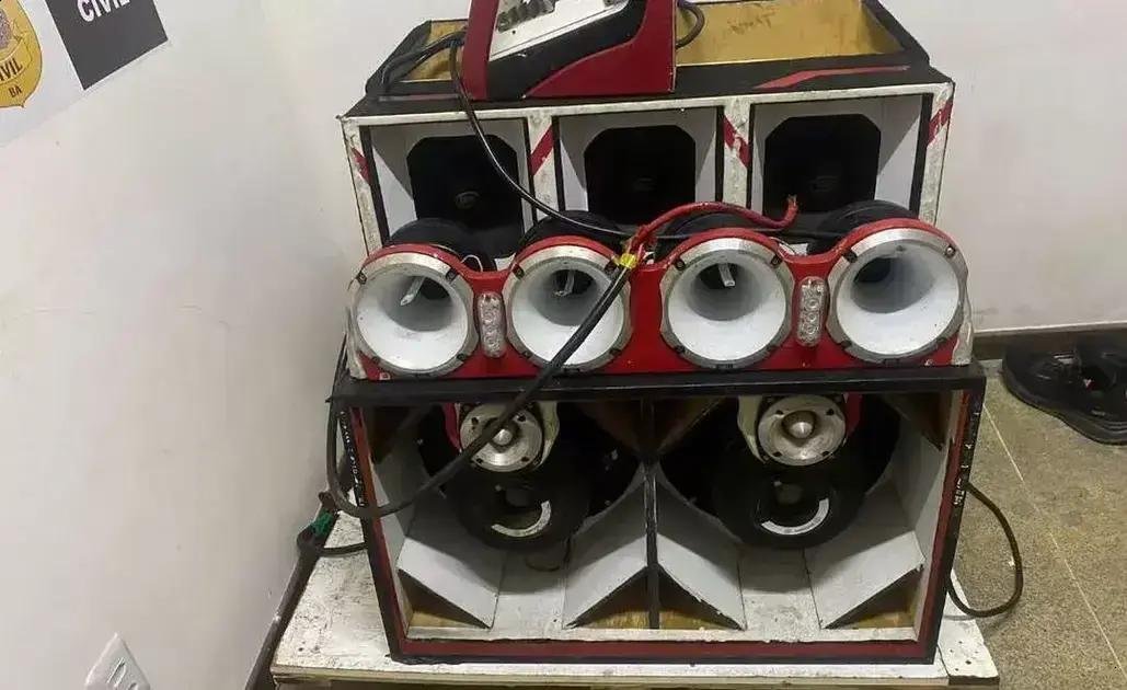 Polícia apreende equipamento de som em Alagoinhas após reclamações