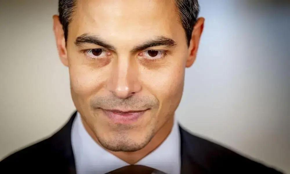 Rob Jetten se torna o mais jovem primeiro-ministro da Holanda