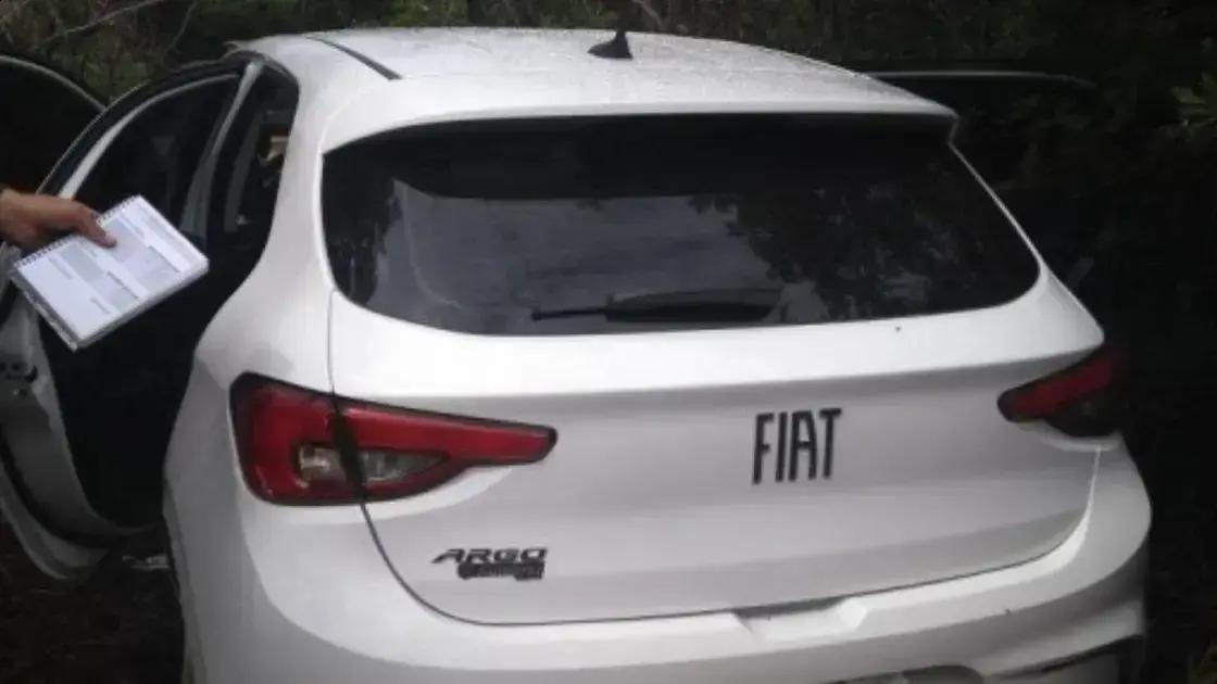 Subtenente da PM tem carro roubado em Salvador; pistola também levada