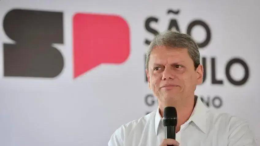 Tarcísio confirma candidatura à reeleição em meio à prisão de Bolsonaro