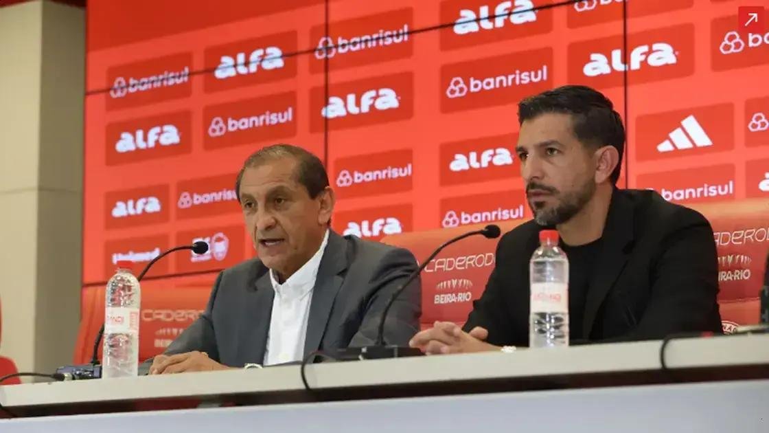 Técnico do Inter chama futebol de "esporte de homens" após polêmica