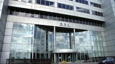 Trump processa a BBC em meio a polêmica sobre edição de discurso