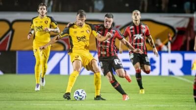 Vitória pode rebaixar o Sport em 2025; entenda a situação