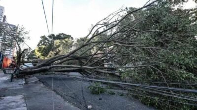 Após chuvas fortes, São Paulo registra mais de 78 mil imóveis sem luz
