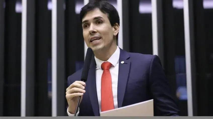 Aprovada a isenção de IPVA para veículos com 20 anos ou mais