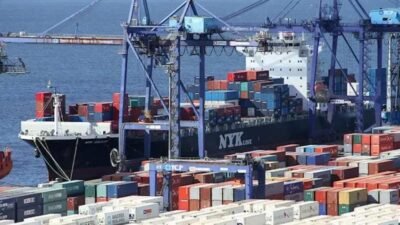 Balança comercial fecha novembro com superávit de US$ 5,8 bilhões