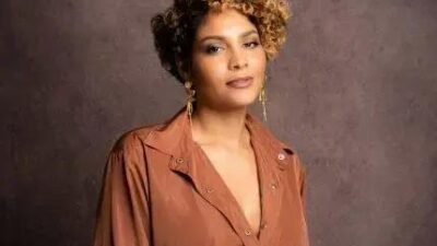 Bárbara Reis faz sua estreia nas telonas com "Agentes Muito Especiais"