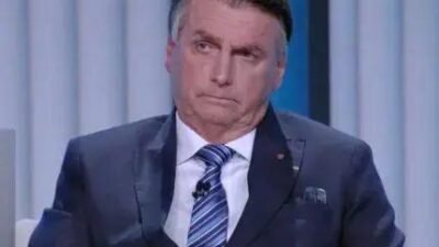 Bolsonaro será submetido a cirurgia de hérnia inguinal neste Natal