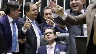 Câmara dos Deputados finaliza 2025 com aumento de gastos públicos
