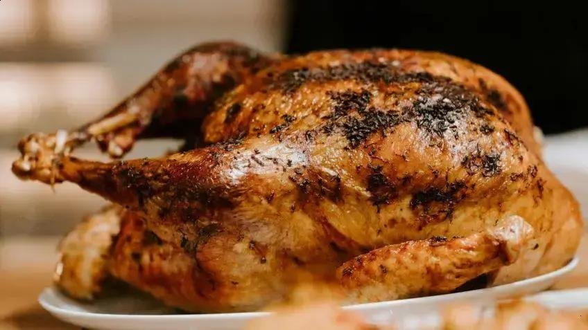 Como garantir a segurança alimentar na ceia de Natal e Ano Novo