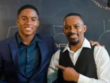 Douglas Sousa homenageia Endrick em nova fase no Lyon