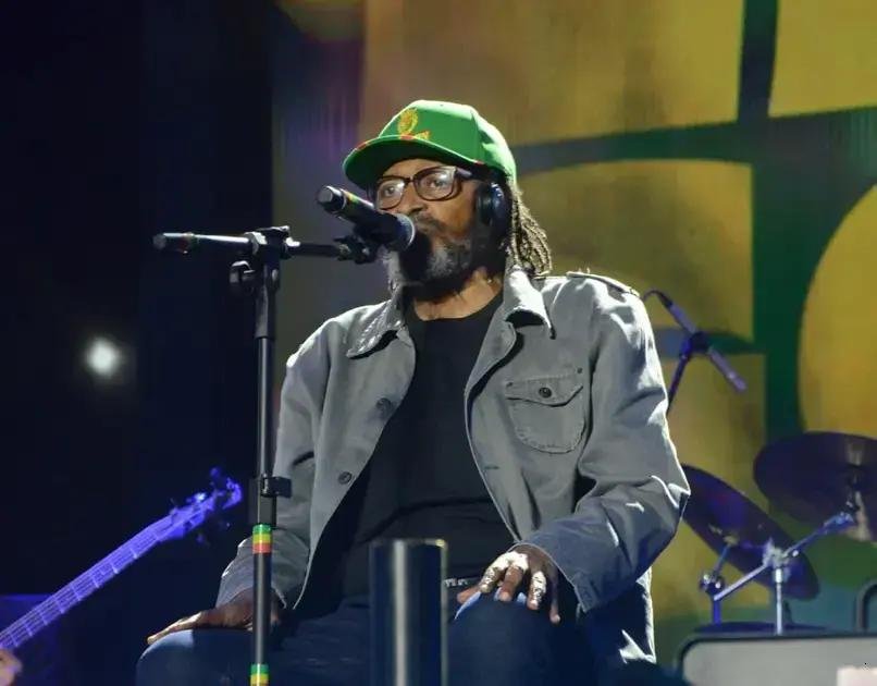 Edson Gomes no Festival: letras atuais e críticas à corrupção em Brasília