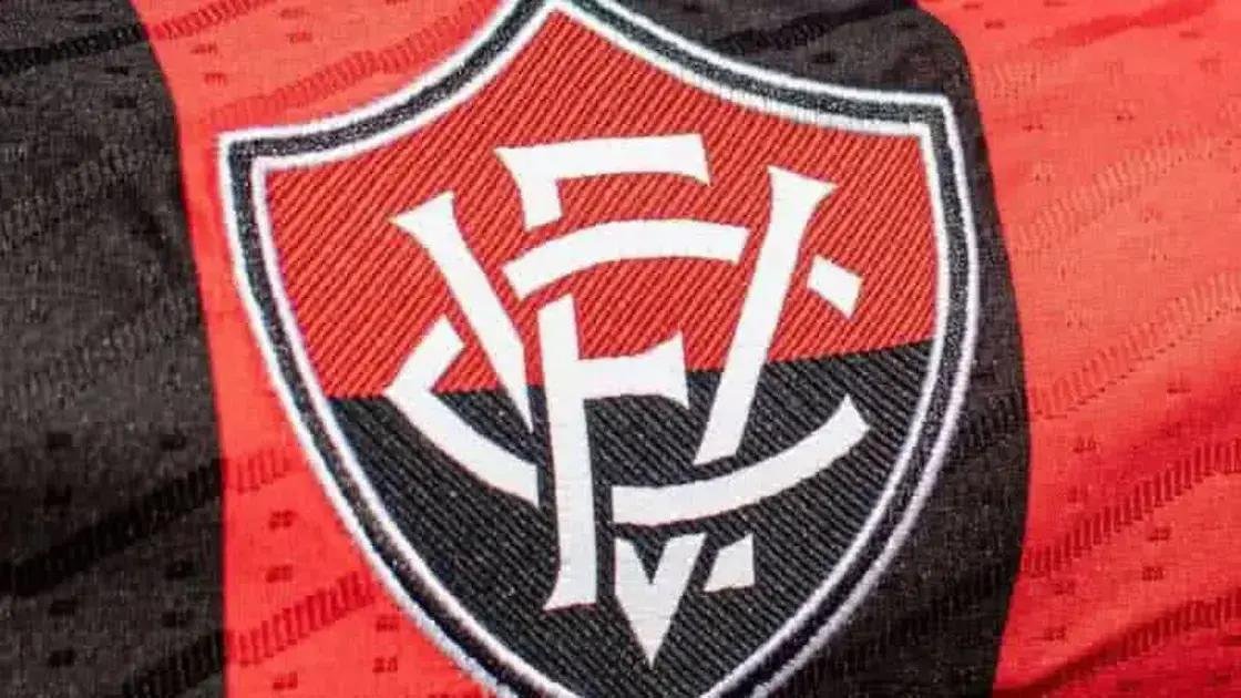 Ex-Vitória pode ser a nova aposta de treinador famoso; descubra como