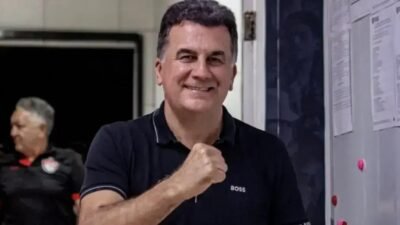 Fábio Mota é reeleito presidente do Vitória com 85% dos votos