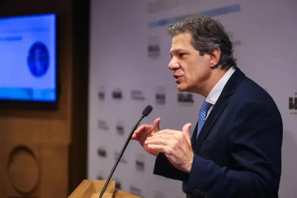 Fernando Haddad prevê crescimento de 2,8% na economia até o fim do mandato