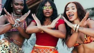 Gaby Amarantos dança funk e brega na comunidade do Vidigal