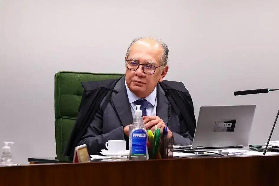 Gilmar Mendes suspende trechos da Lei do Impeachment que afetam o STF