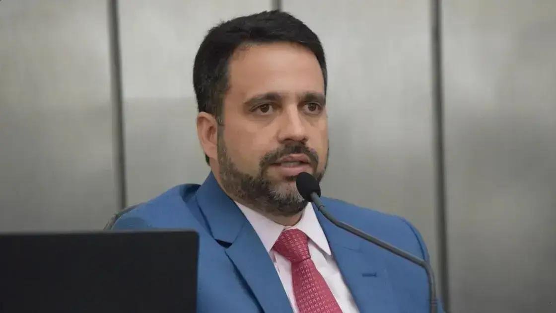 Governador de Alagoas comenta afastamento de secretário após operação da PF