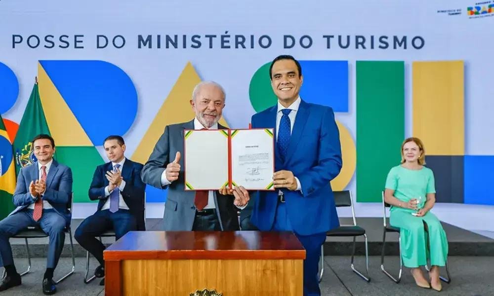 Gustavo Feliciano é o novo ministro do Turismo