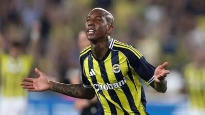 Hat-trick de Anderson Talisca em vitória do Fenerbahçe na Europa League